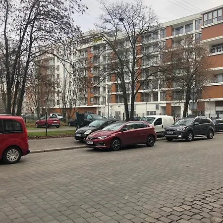 Rentplanet - Apartamenty Pulaskiego Wroclaw Exterior photo
